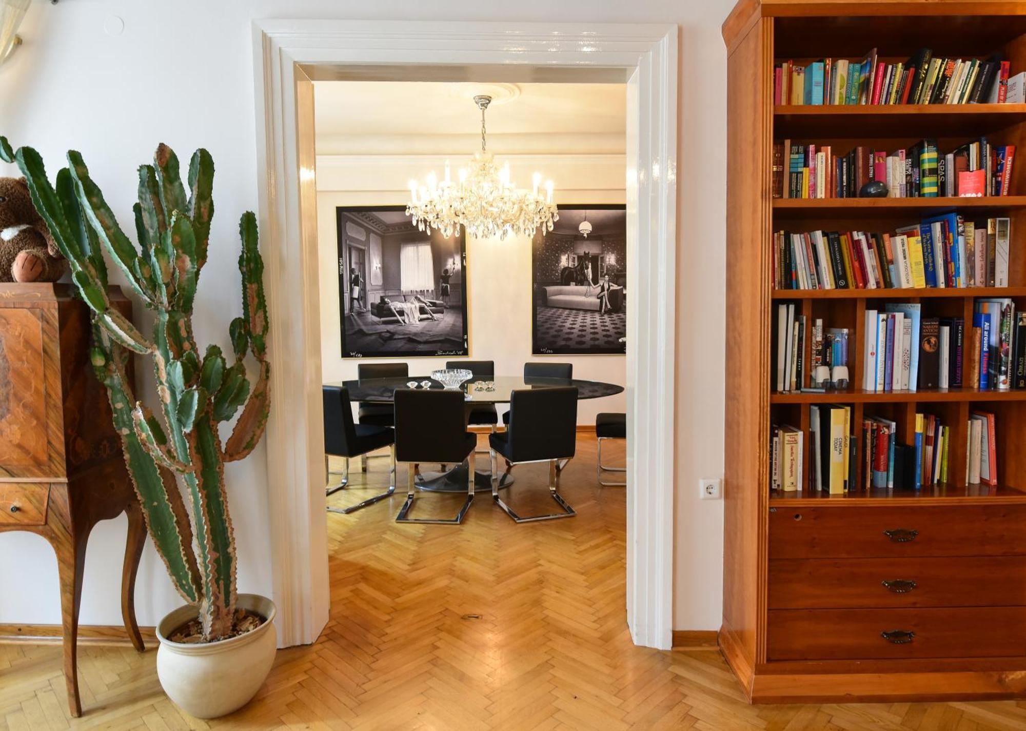 Neoclassical Luxury Apartment Любляна Екстериор снимка